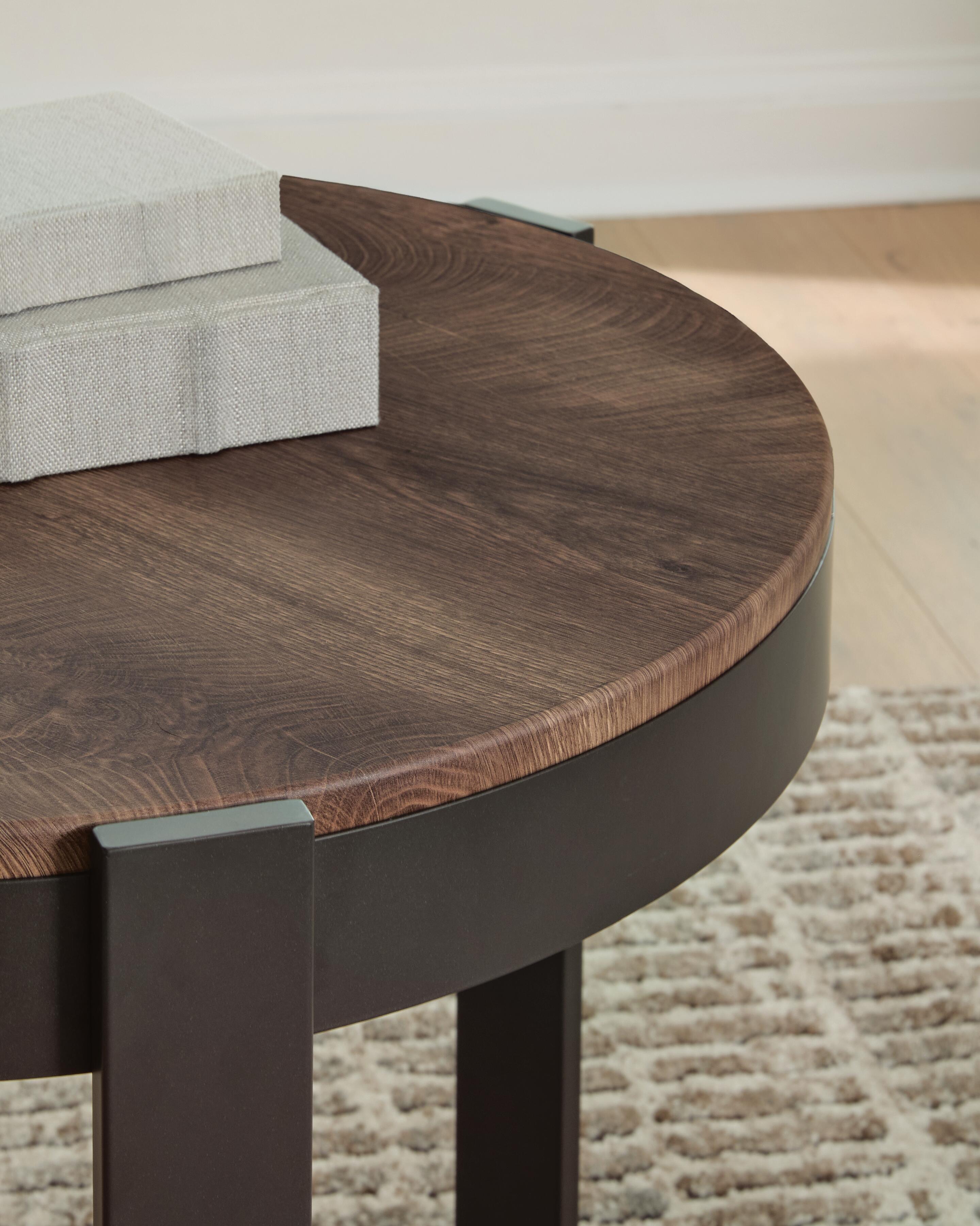 Ashley Furniture Horizon Hills - Occasional Table Set (Set of 3) - Brown / Black - Image 4