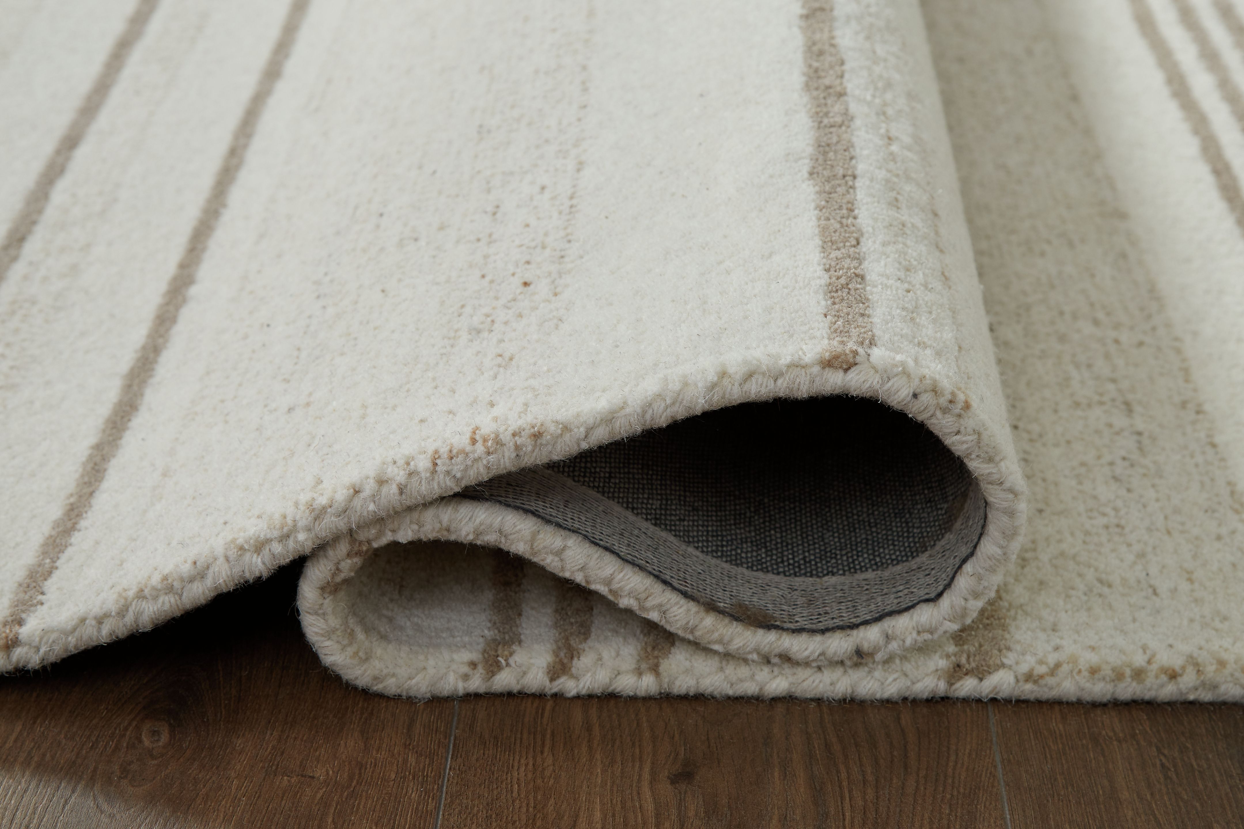 Gadence - 5' x 7' Rug - Ivory / Tan
