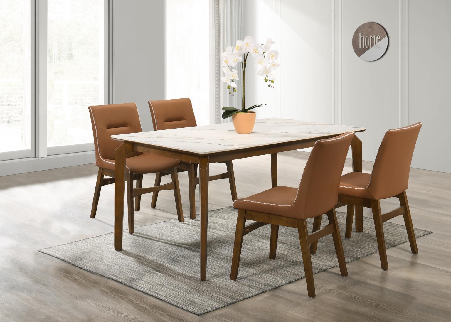 D124 - 5 Piece Dining Room Set (Table, 4 Side Chairs) - Dark Walnut